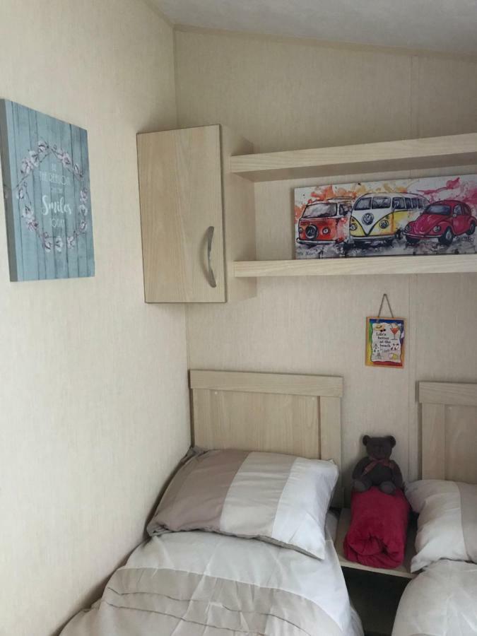 Take Me To The Beach At J&S Caravan Holidays Newquay Bay Resort Saint Columb Minor 외부 사진